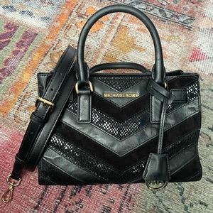 Michael Kors Selma Chevron Black Satchel/Crossbody